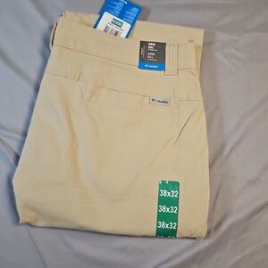Columbia Men's Straight Leg Active Fit Pant Ancient Fossil (Tan) Size 38x32 NWT
